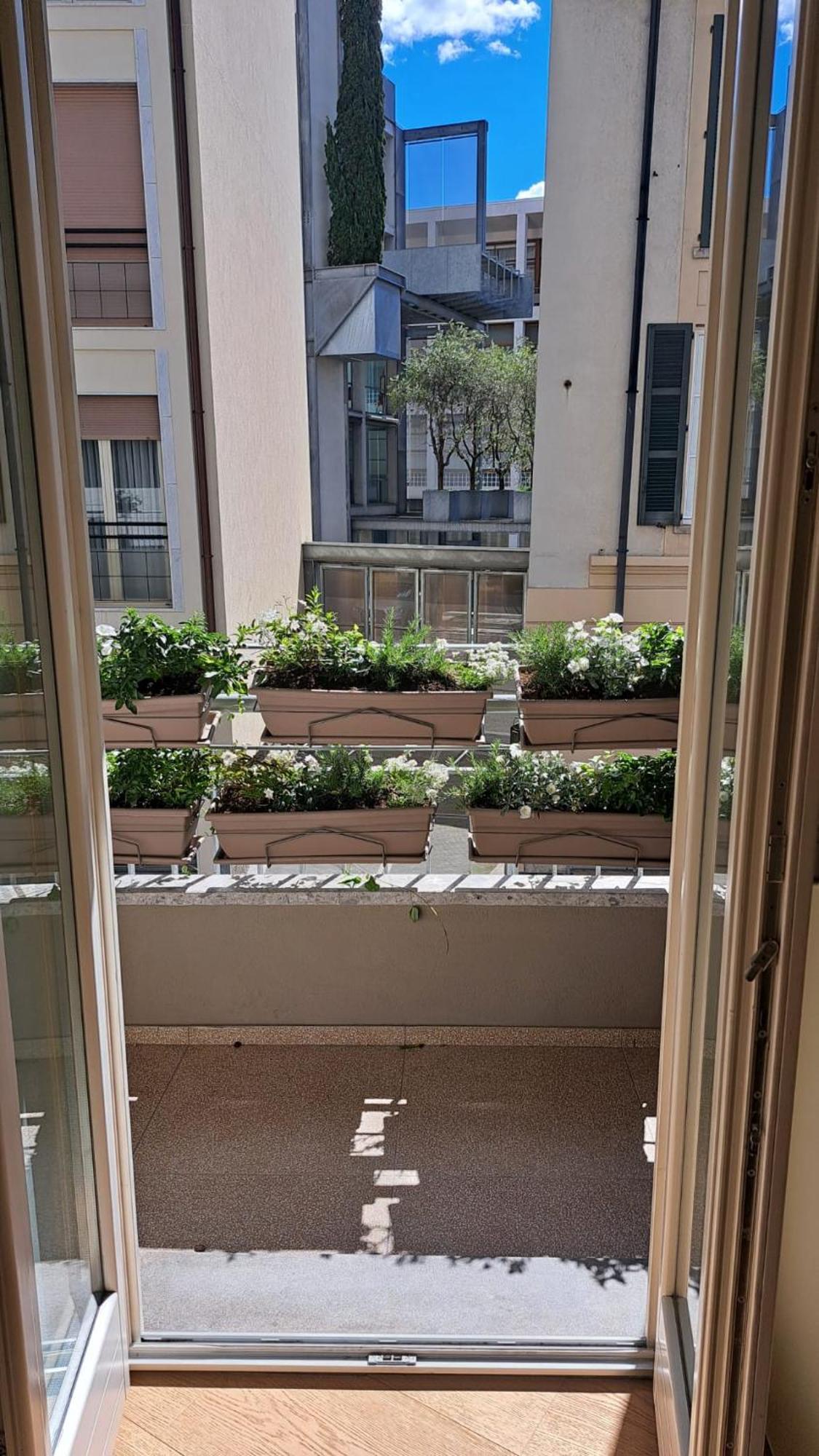 The Window On The Theatre And The Cathedral - Luxury Apartment Como Exterior foto